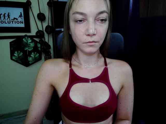 EmillyExtasy webcam