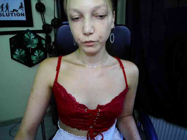 EmillyExtasy webcam