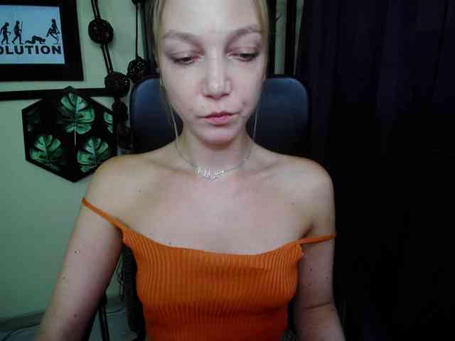 EmillyExtasy webcam