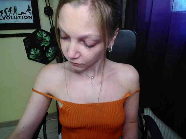 EmillyExtasy webcam