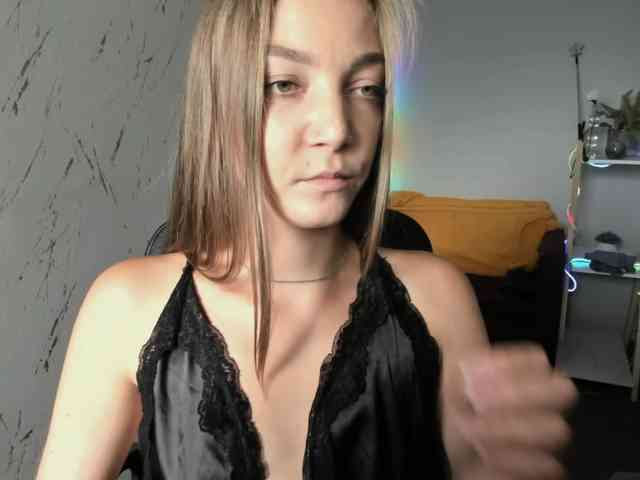 EmillyExtasy webcam