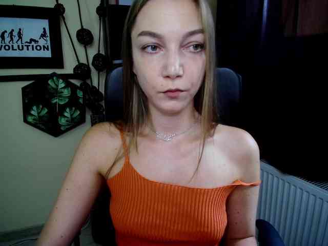 EmillyExtasy webcam