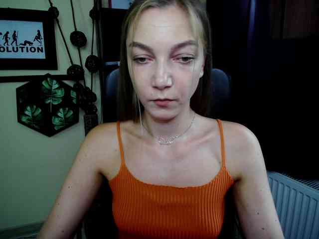EmillyExtasy webcam