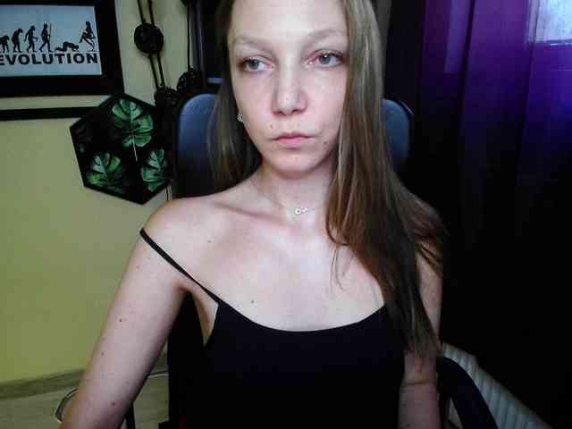EmillyExtasy webcam