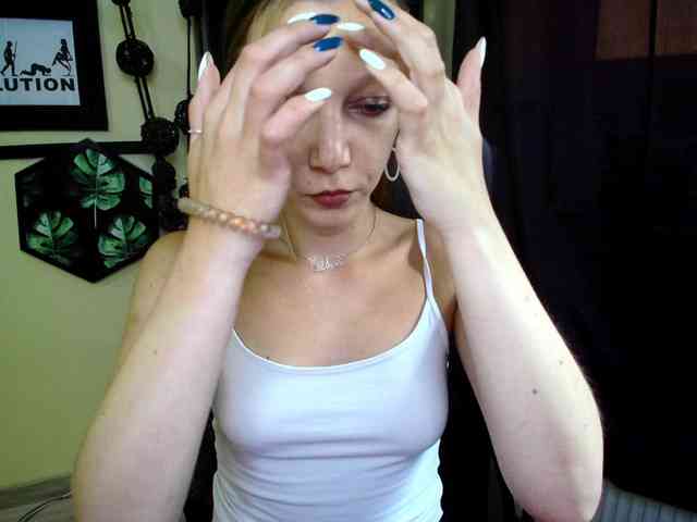 EmillyExtasy webcam