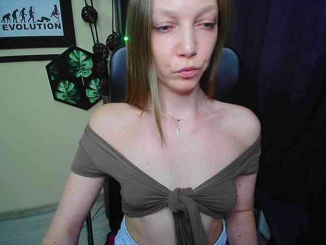 EmillyExtasy webcam