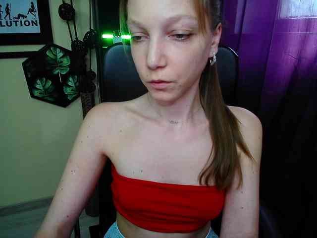 EmillyExtasy webcam