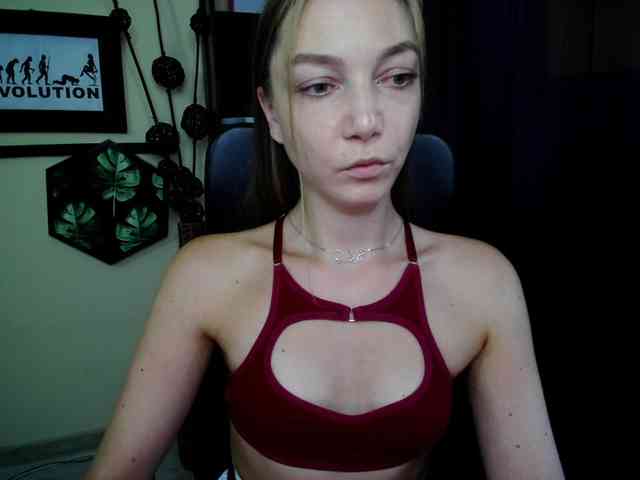 EmillyExtasy webcam