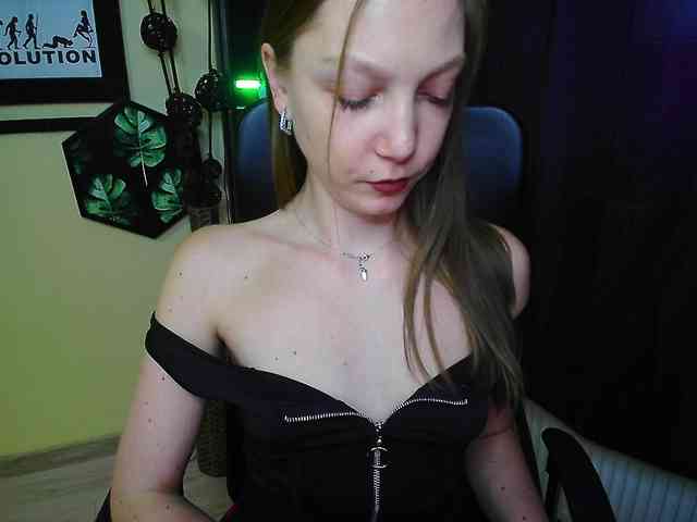 EmillyExtasy webcam