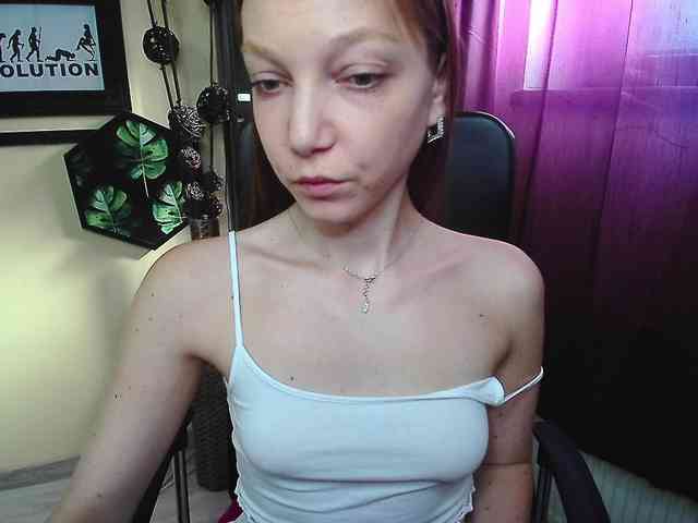 EmillyExtasy webcam