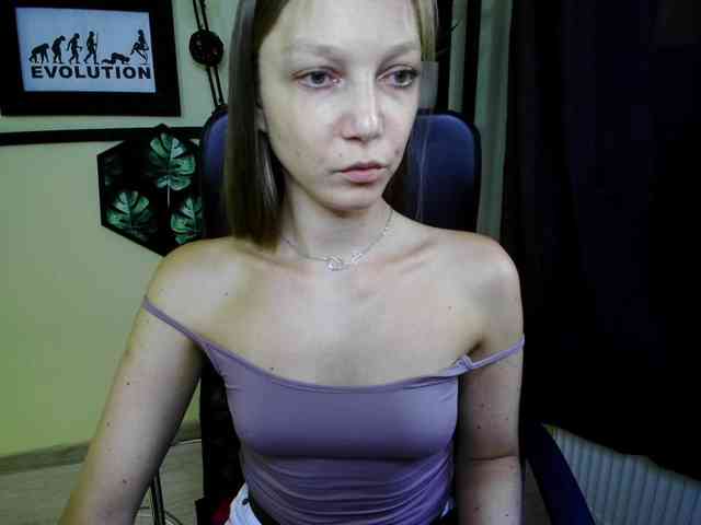 EmillyExtasy webcam