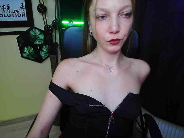 EmillyExtasy webcam
