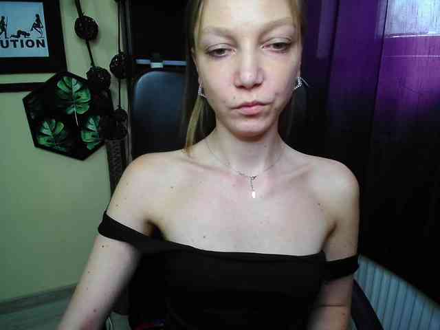 EmillyExtasy webcam