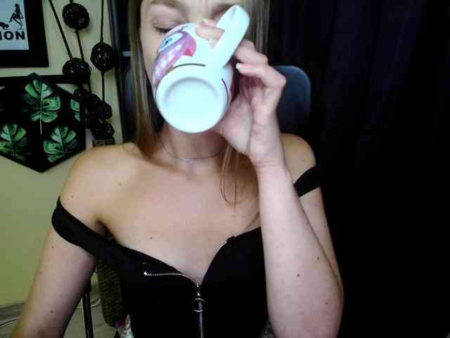 EmillyExtasy webcam