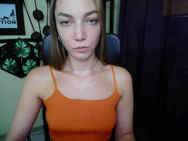 EmillyExtasy webcam