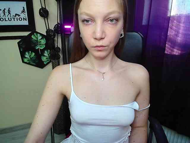 EmillyExtasy webcam