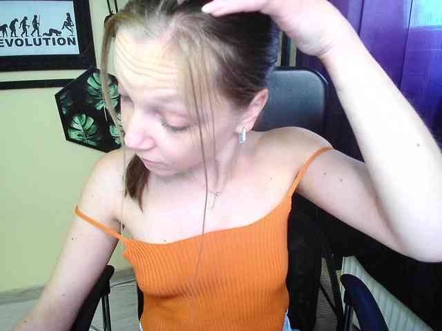 EmillyExtasy webcam