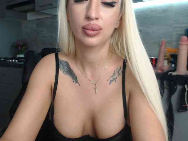 Mistresszora01 webcam