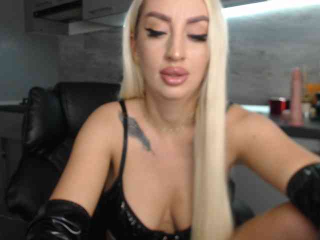 Mistresszora01 webcam