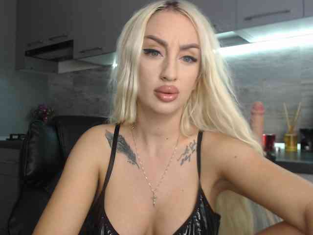 Mistresszora01 webcam