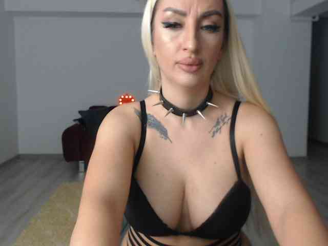 Mistresszora01