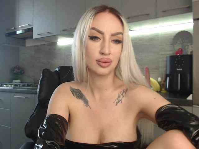 Mistresszora01 webcam