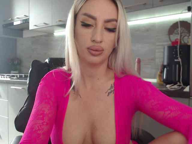 Mistresszora01 webcam