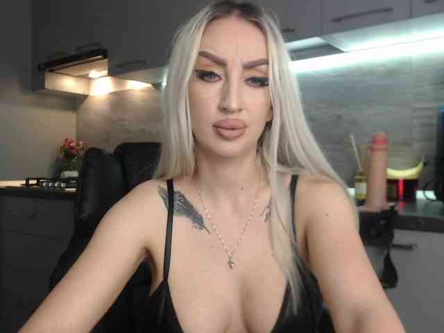 Mistresszora01 webcam