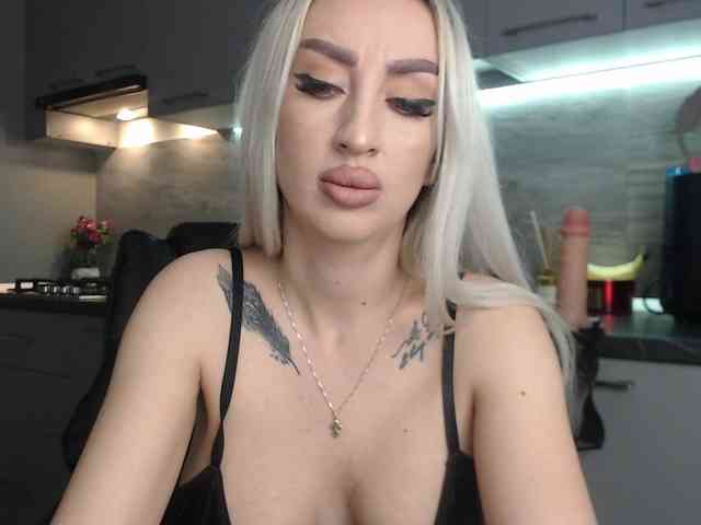 Mistresszora01 webcam