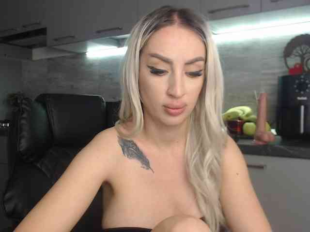 Mistresszora01