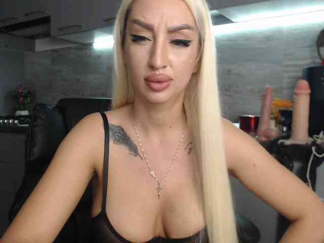 Mistresszora01 webcam