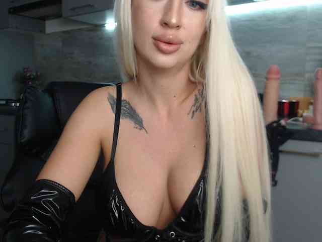 Mistresszora01 webcam