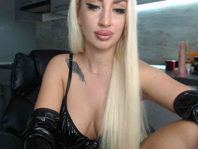 Mistresszora01 webcam