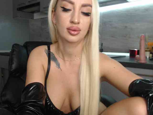 Mistresszora01 webcam