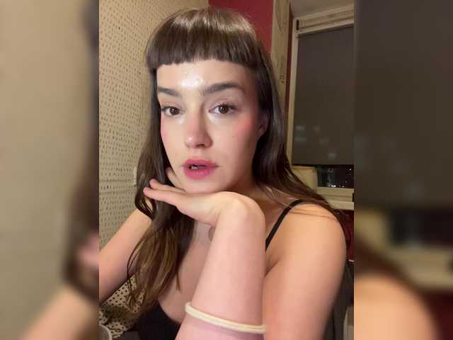 Kendrali's BongaCams show and profile