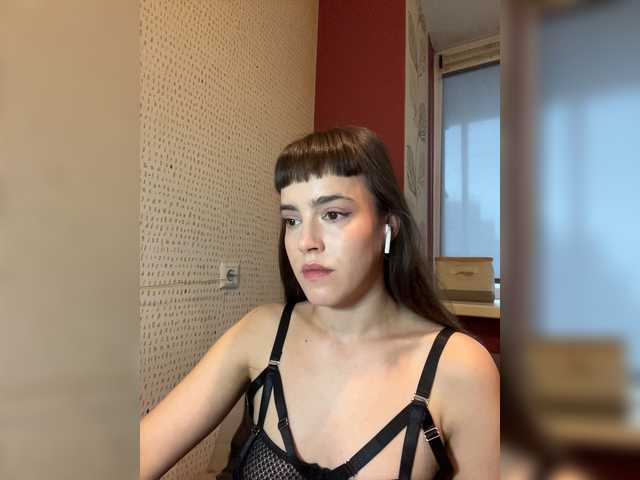 Kendrali, 18 y/o - Live Cam on BongaCams