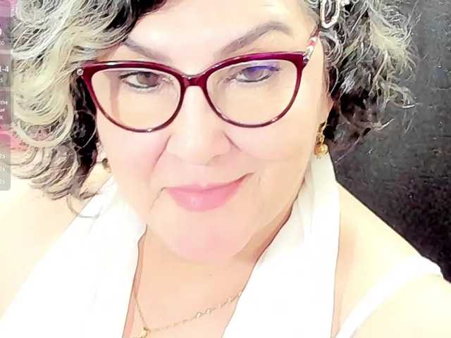 cataleya-mom's BongaCams show and profile