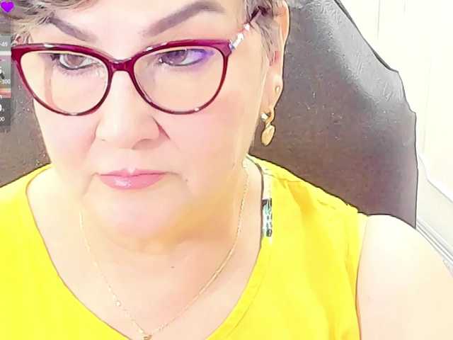 cataleya-mom live webcam show