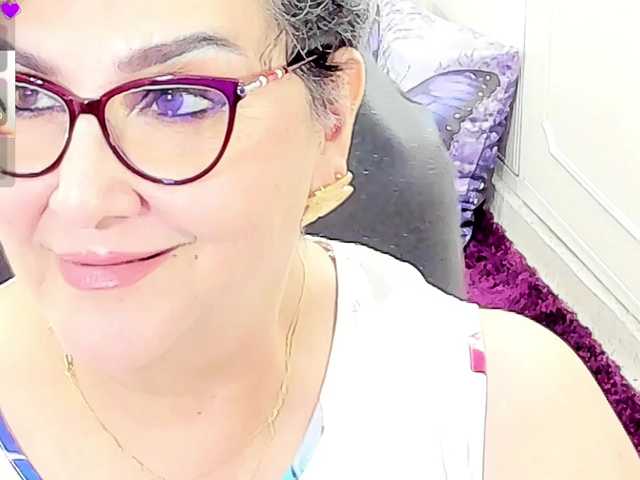 cataleya-mom live webcam show