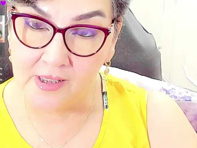 cataleya-mom live webcam show