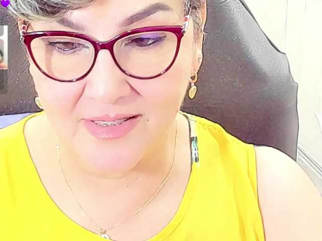 cataleya-mom live webcam show