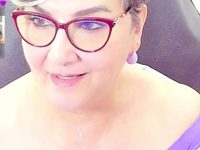 cataleya-mom Cam en direct sur BongaCams