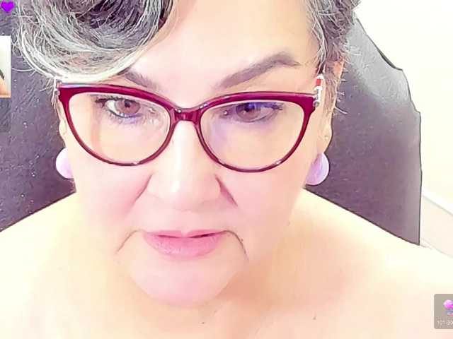cataleya-mom live webcam show