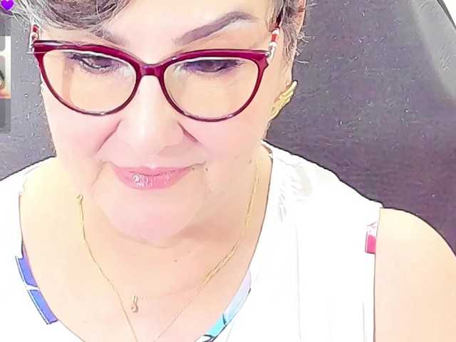 cataleya-mom live webcam show