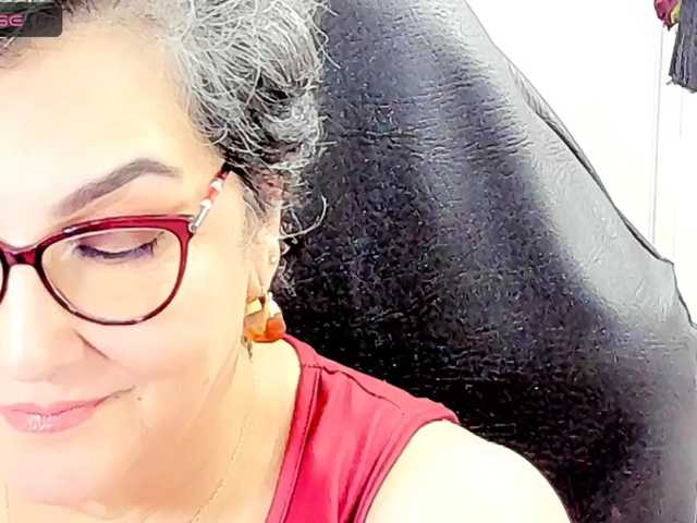cataleya-mom live cam preview