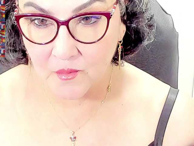 cataleya-mom live sex show