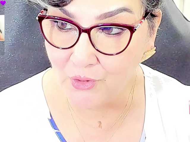 cataleya-mom live webcam show