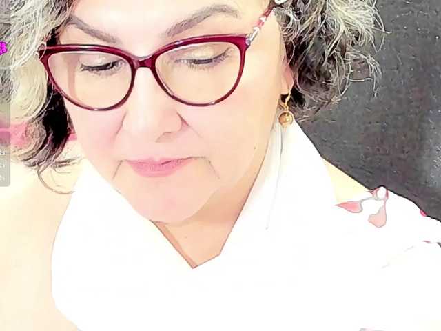 cataleya-mom's BongaCams show and profile