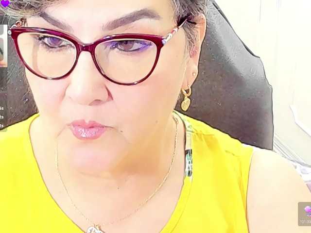 cataleya-mom live webcam show