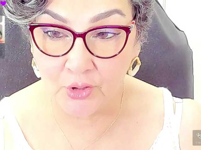 cataleya-mom live cam preview